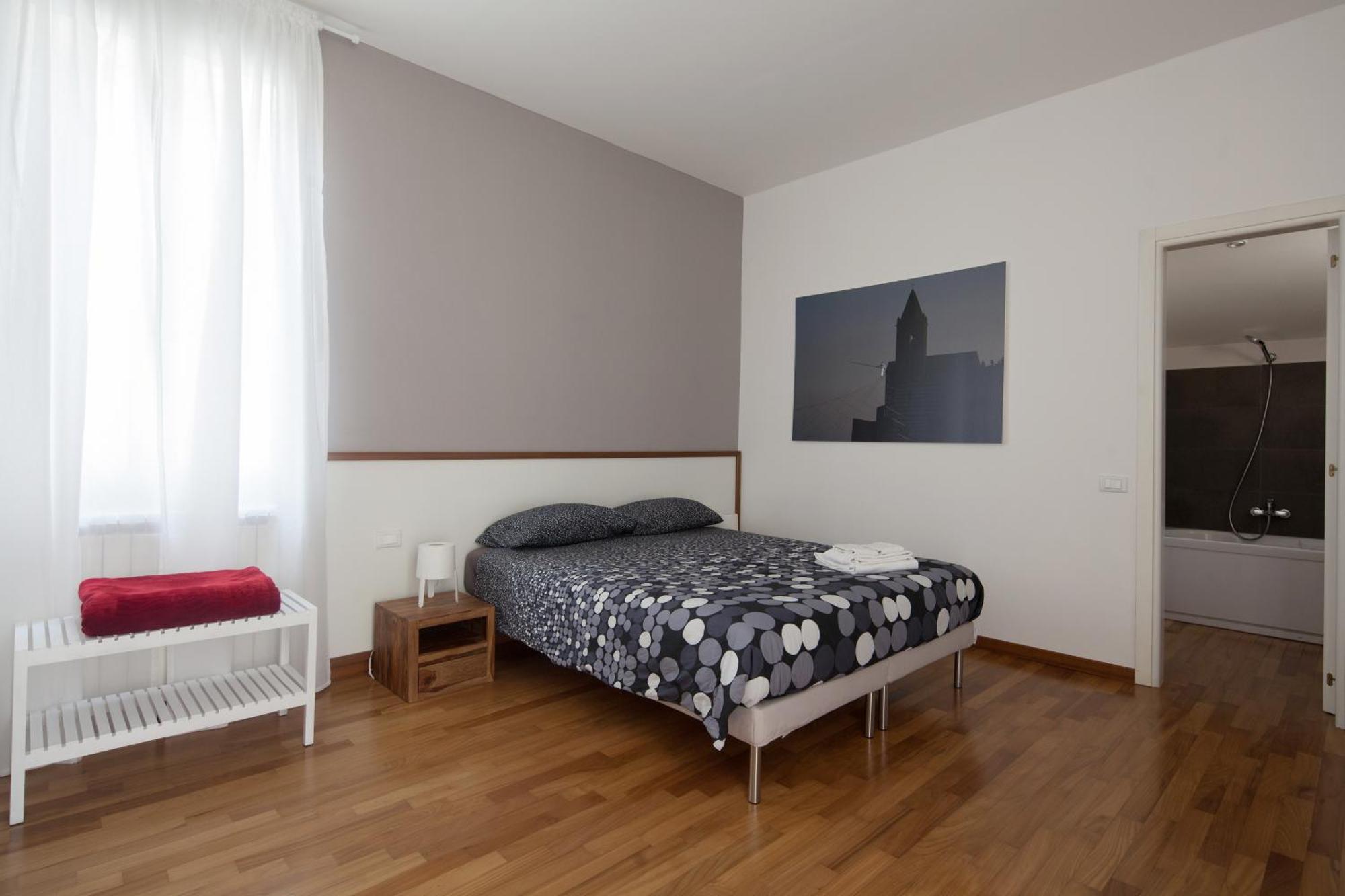 Cv5 - La Spezia City Center - Wide Modern Apartment Walking Distance To The Station To Cinque Terre - Big Terrace On The Roofs Kültér fotó