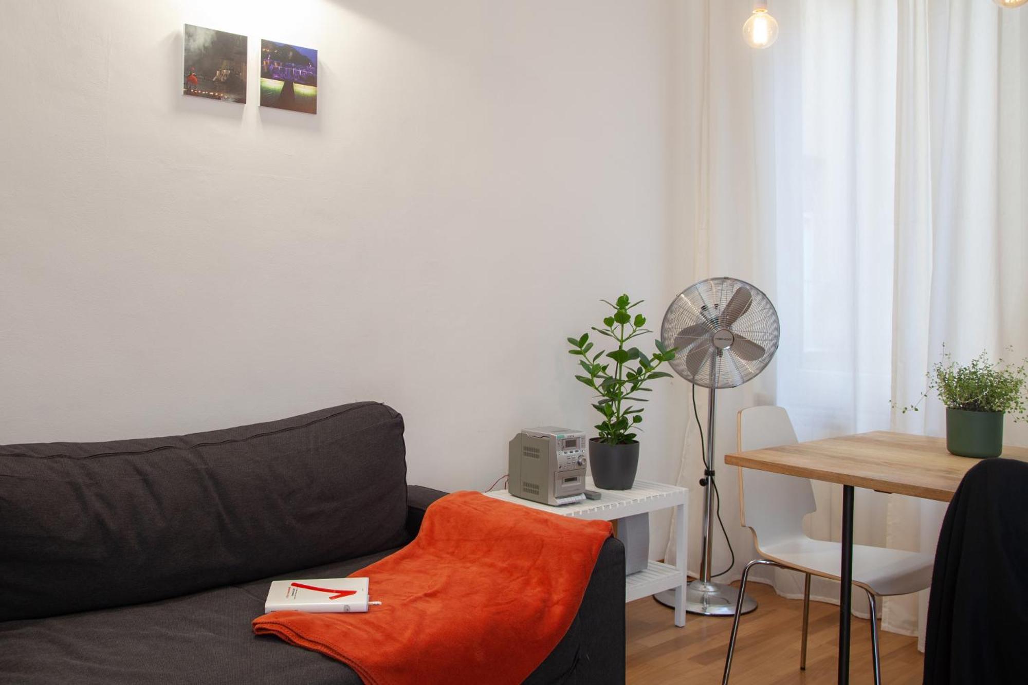 Cv5 - La Spezia City Center - Wide Modern Apartment Walking Distance To The Station To Cinque Terre - Big Terrace On The Roofs Kültér fotó